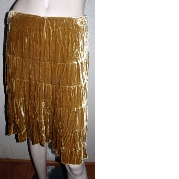 Cache Gold Ceushed Velvet Tier Skirt Size 4 - Picture 2 of 6